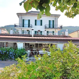 Garden Hotell