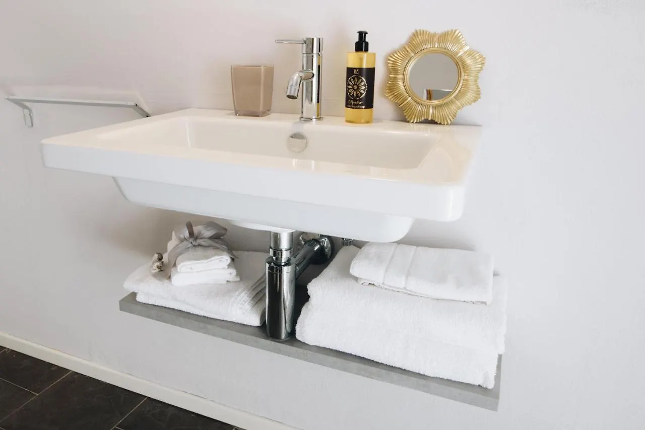 5 Terre Inn Affittacamere La Spezia 2*,