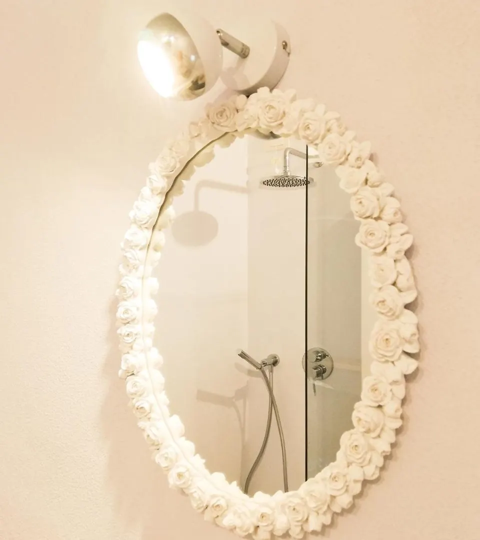 5 Terre Inn Affittacamere La Spezia 2*,  Itália