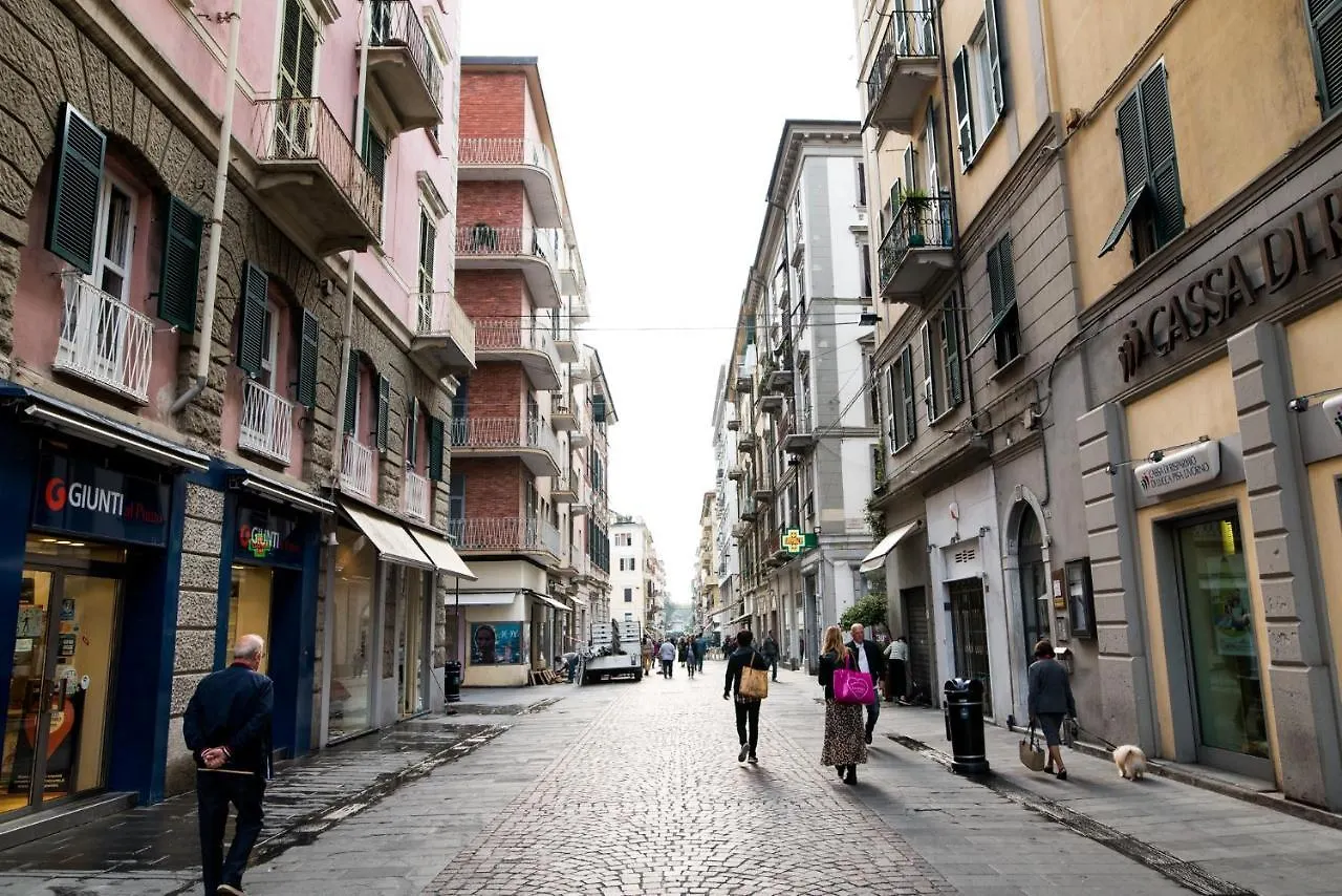 5 Terre Inn Affittacamere La Spezia 2*,  Itália